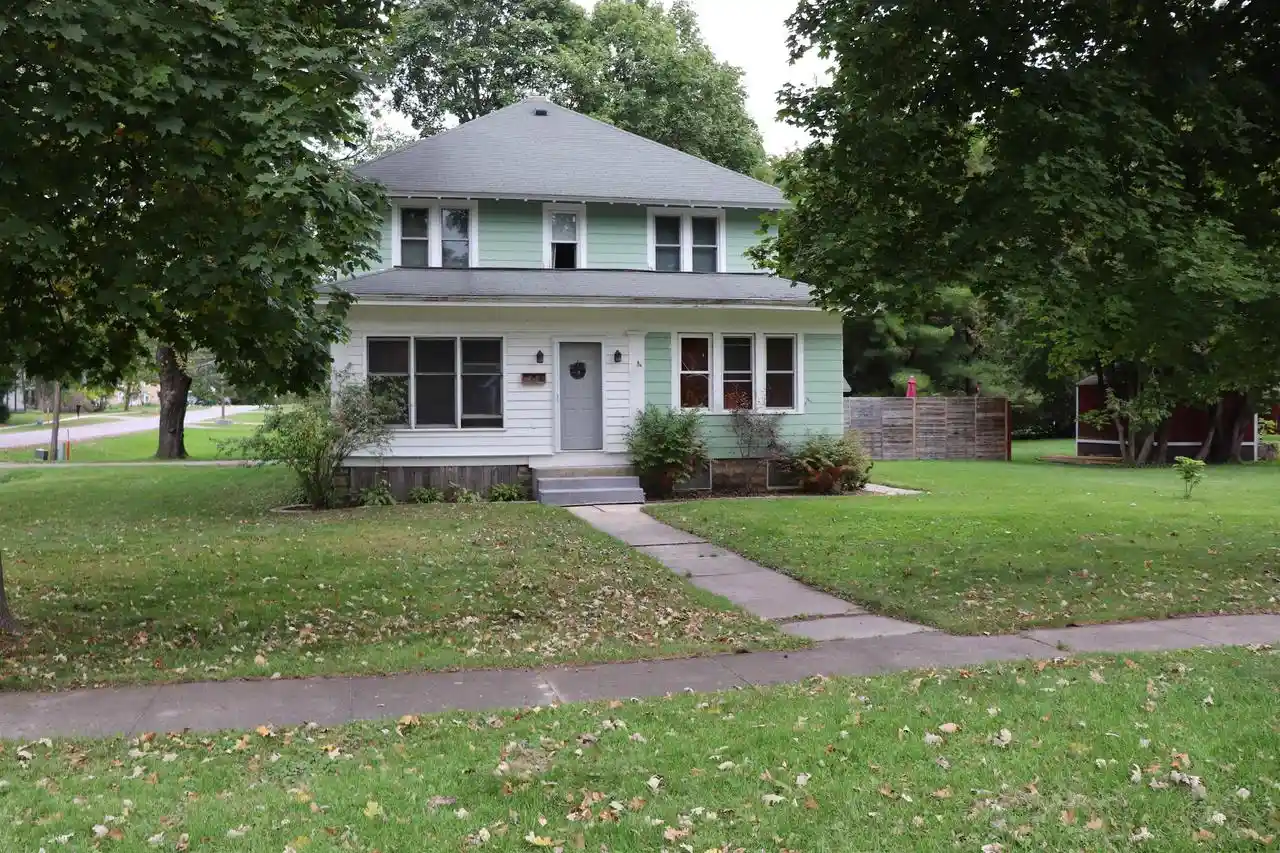 Photo 1 of Single family home for sale at 706 S Main St, Westfield, WI 53964 | MLS# 2034355 | Listing updated on 2026-10-09