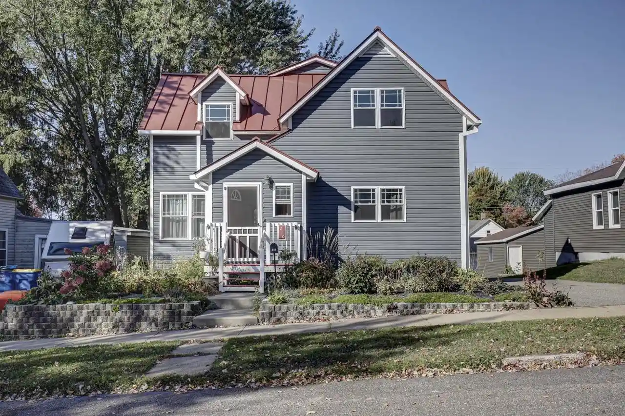 Photo 1 of Single family home for sale at 210 East St, Merrill, WI 54452 | MLS# 22605062 | Listing updated on 2026-10-09