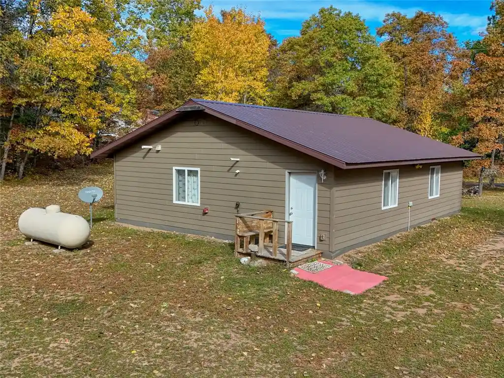 Photo 1 of Single family home for sale at W 7000 Narrows Trl, Minong, WI 54859 | MLS# 1605838 | Listing updated on 2026-10-09