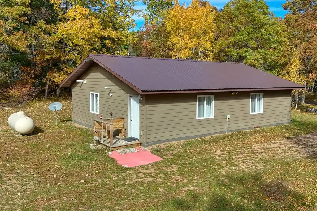 Photo 3 of Single family home for sale at W 7000 Narrows Trl, Minong, WI 54859 | MLS# 1605838 | Listing updated on 2026-10-09