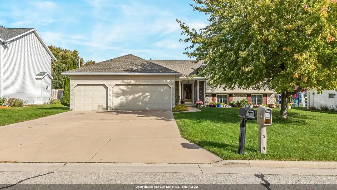 Photo 1 of Single family home for sale at 5332 W Pleasant Way, Appleton, WI 54913 | MLS# 50334056 | Listing updated on 2026-10-09