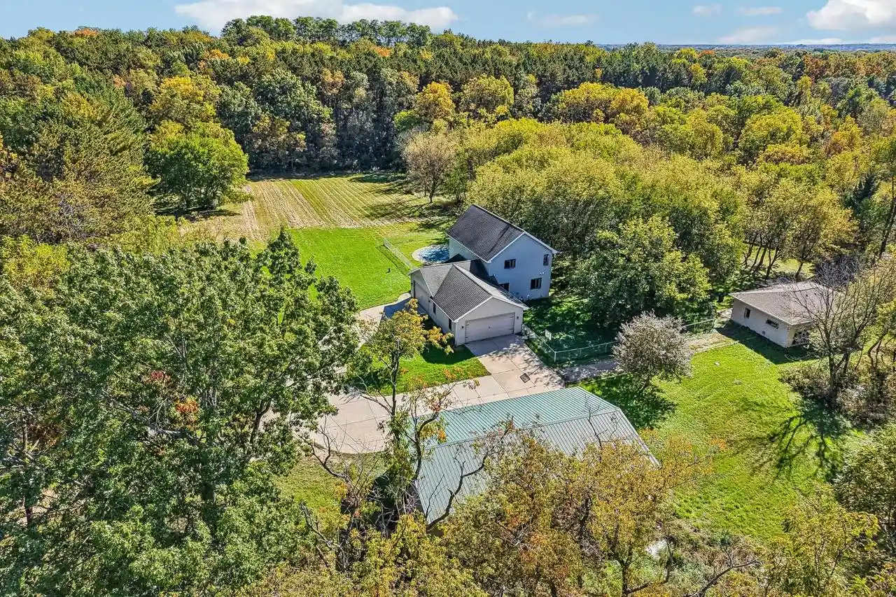 Photo 1 of Single family home for sale at 4805 Schneider Dr, Fitchburg, WI 53575 | MLS# 2034362 | Listing updated on 2026-10-09