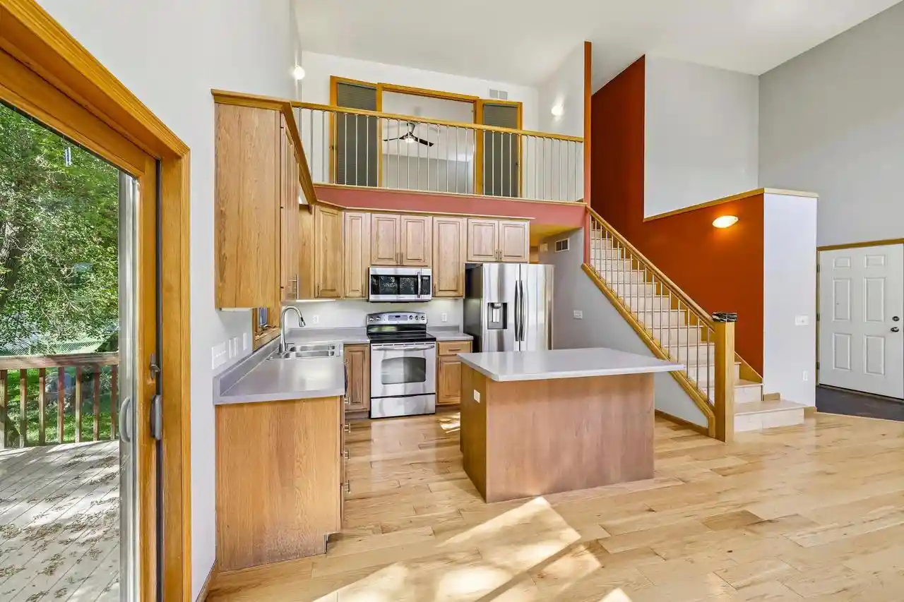 Photo 4 of Single family home for sale at 4805 Schneider Dr, Fitchburg, WI 53575 | MLS# 2034362 | Listing updated on 2026-10-09