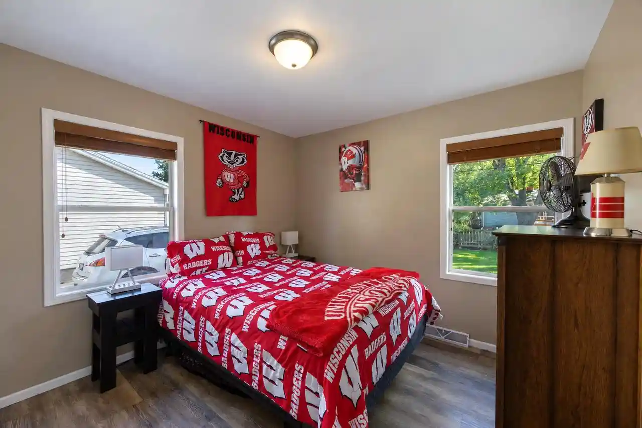Photo 3 of Single family home for sale at 1817 Gross Ave, Green Bay, WI 54304 | MLS# 50334057 | Listing updated on 2026-10-09
