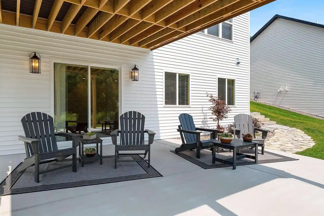 Photo 4 of Single family home for sale at 4049 Brussels Way, Green Bay, WI 54313 | MLS# 50334052 | Listing updated on 2026-10-09