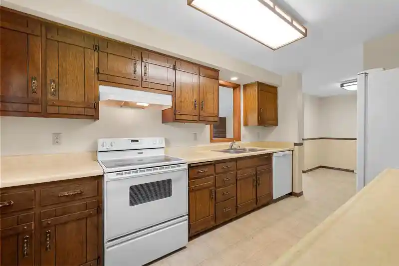 Photo 3 of Single family home for sale at 2911 S Dellwood St, Appleton, WI 54915 | MLS# 50334062 | Listing updated on 2026-10-09
