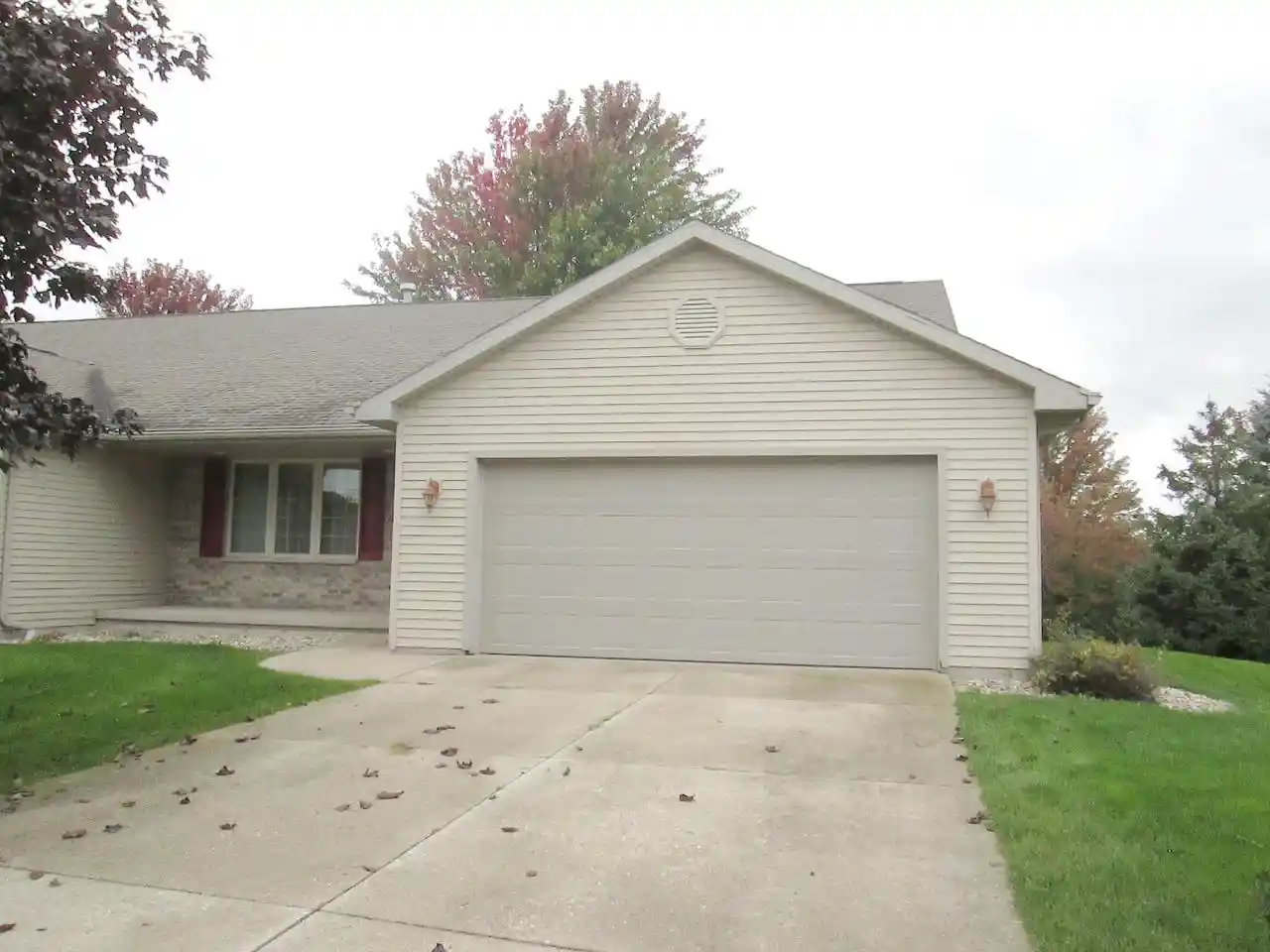 Photo 3 of Condo for sale at 1759 Briarwood Ct, De Pere, WI 54115 | MLS# 50334064 | Listing updated on 2026-10-09