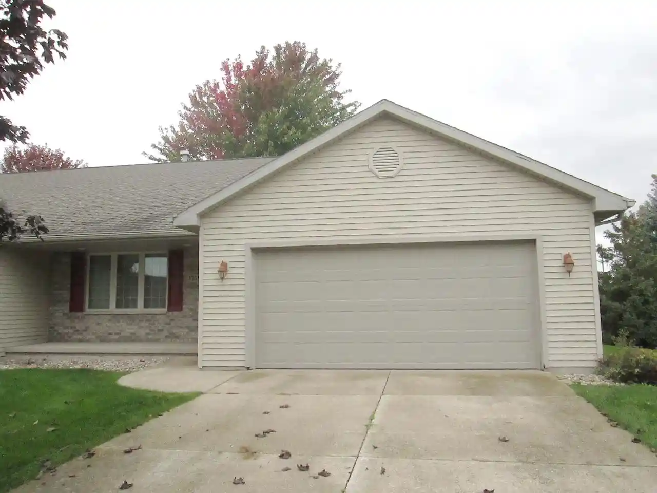 Photo 3 of Condo for sale at 1759 Briarwood Ct, De Pere, WI 54115 | MLS# 50334064 | Listing updated on 2026-10-09