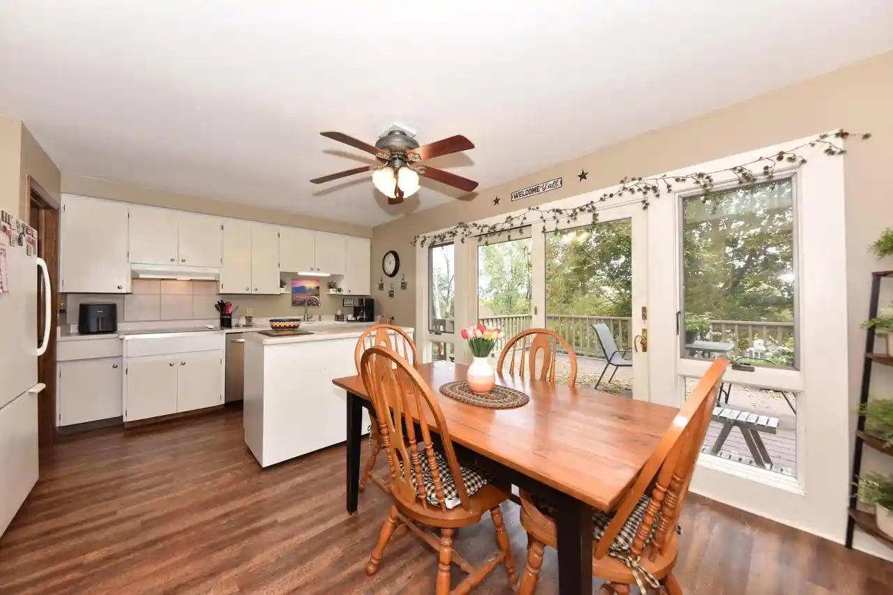 Photo 3 of Single family home for sale at 10 Brian Ct, Watertown, WI 53094 | MLS# 1984169 | Listing updated on 2026-10-09