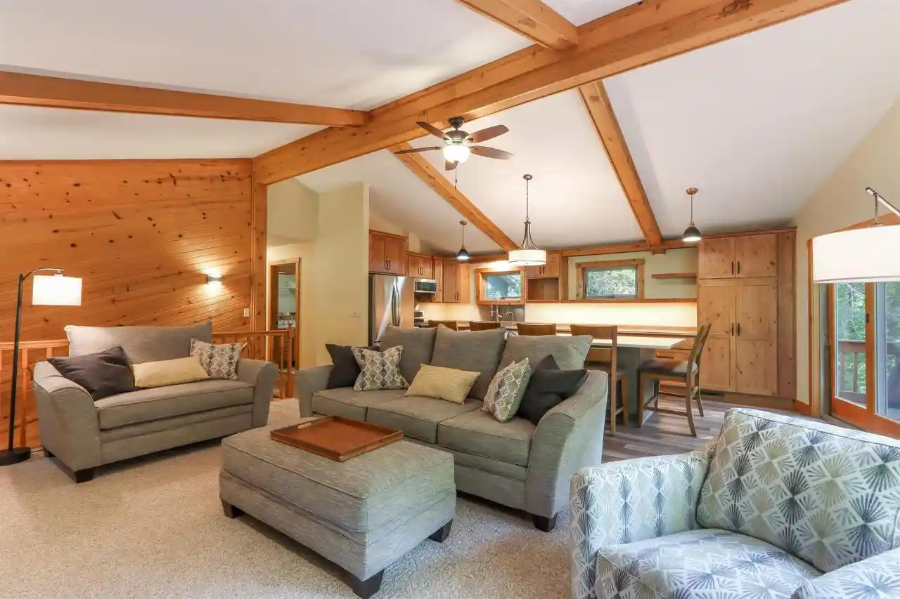 Photo 4 of Single family home for sale at N3025 Crestwood Dr, Waupaca, WI 54981 | MLS# 50334070 | Listing updated on 2026-10-09