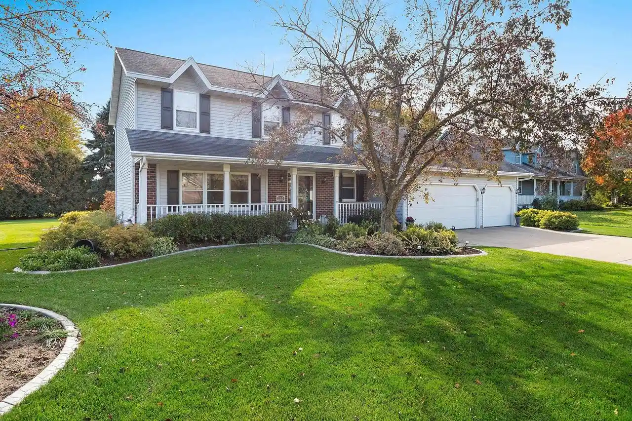 Photo 1 of Single family home for sale at 223 Mandella Ct, Neenah, WI 54956 | MLS# 50334072 | Listing updated on 2026-10-09