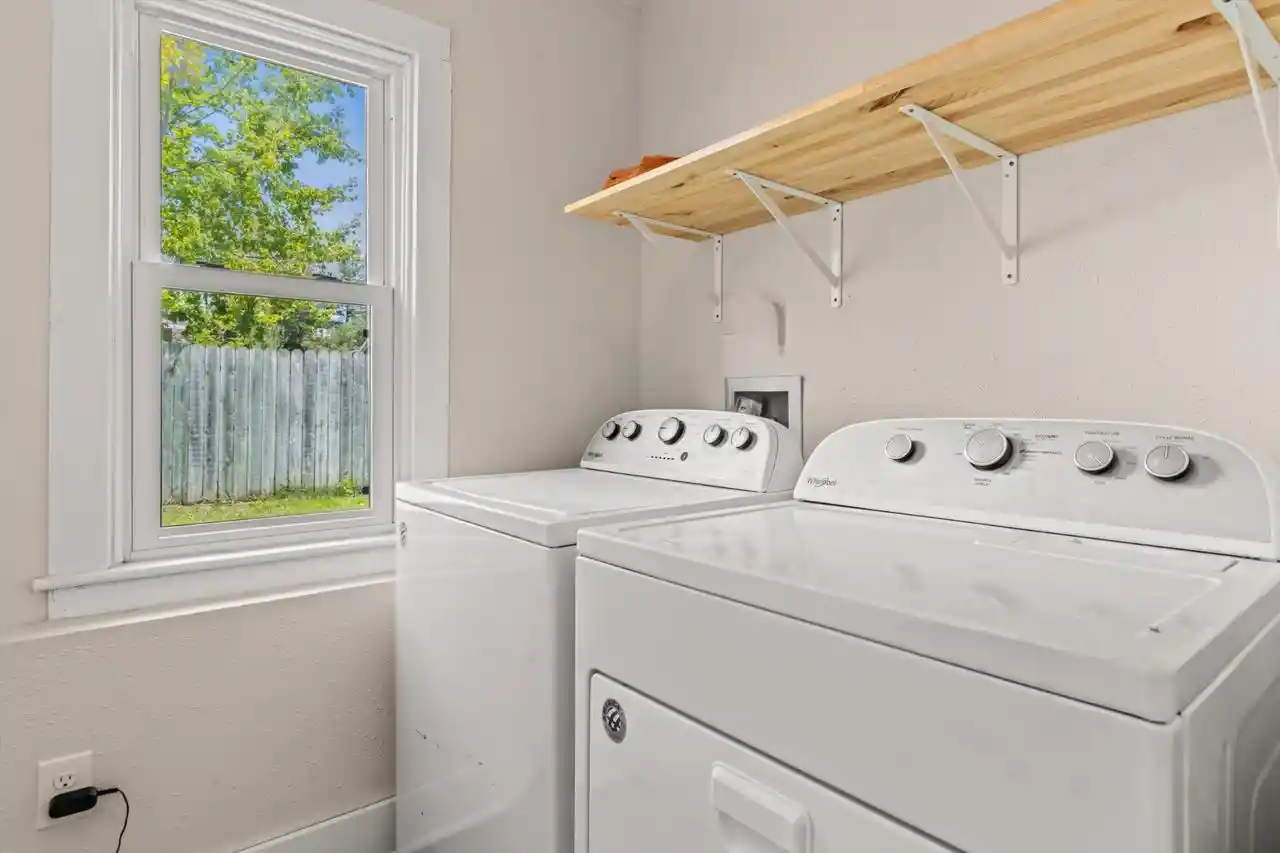 Photo 4 of Single family home for sale at 320 E Marion St, Portage, WI 53901 | MLS# 2034378 | Listing updated on 2026-10-09