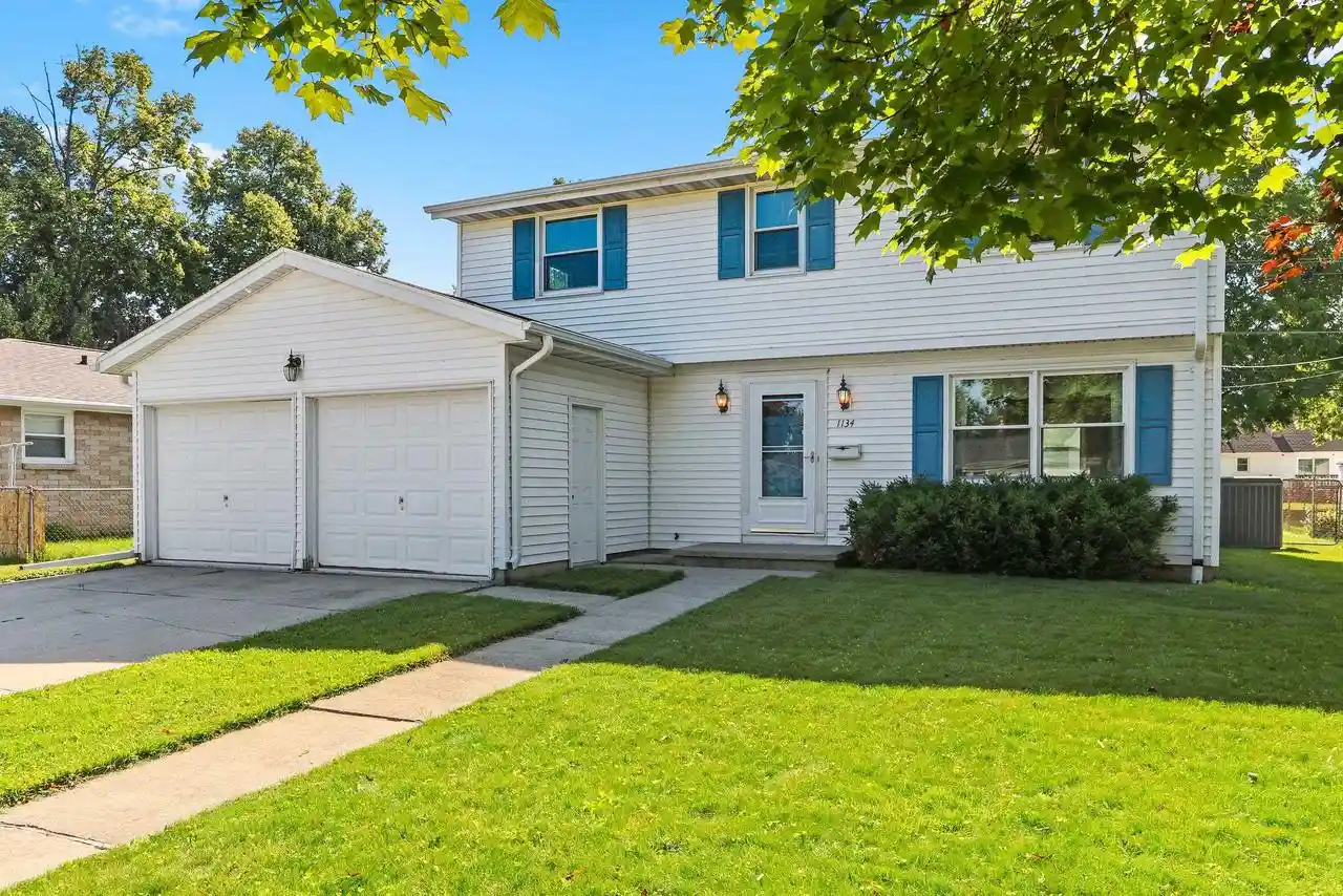 Photo 1 of Single family home for sale at 1134 N Locust St, Green Bay, WI 54303 | MLS# 50334074 | Listing updated on 2026-10-09