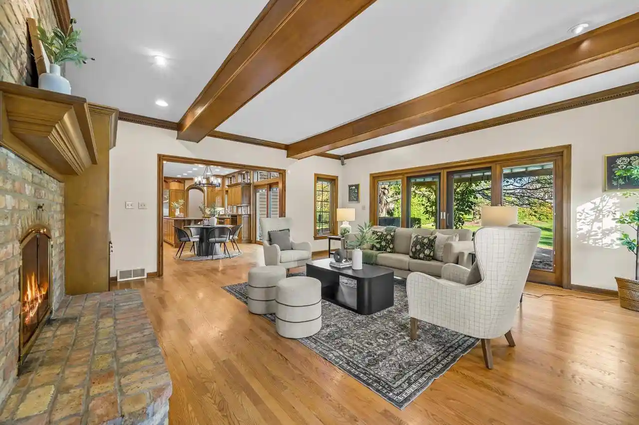 Photo 2 of Single family home for sale at 10522 N Manor Cir, Mequon, WI 53092 | MLS# 1984184 | Listing updated on 2026-10-26