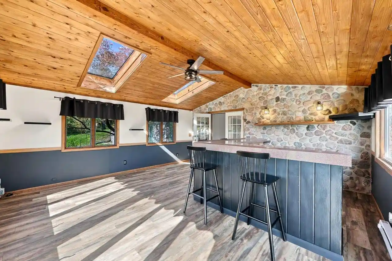 Photo 3 of Single family home for sale at N911 Knepprath Rd, Cedar Grove, WI 53013 | MLS# 1984195 | Listing updated on 2026-10-09