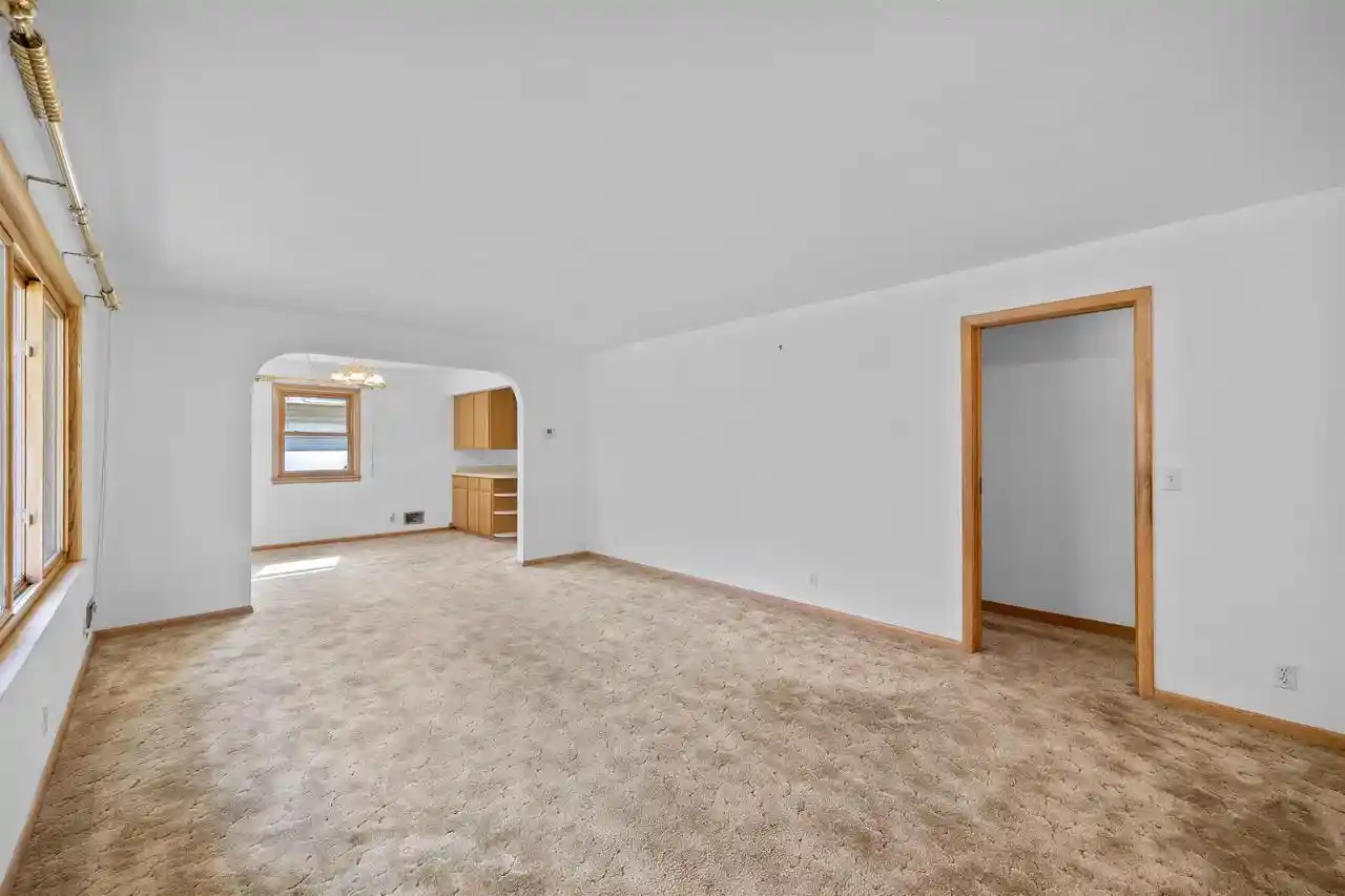 Photo 3 of Single family home for sale at 1900 Gilkay St, Stevens Point, WI 54481 | MLS# 22605067 | Listing updated on 2026-10-09