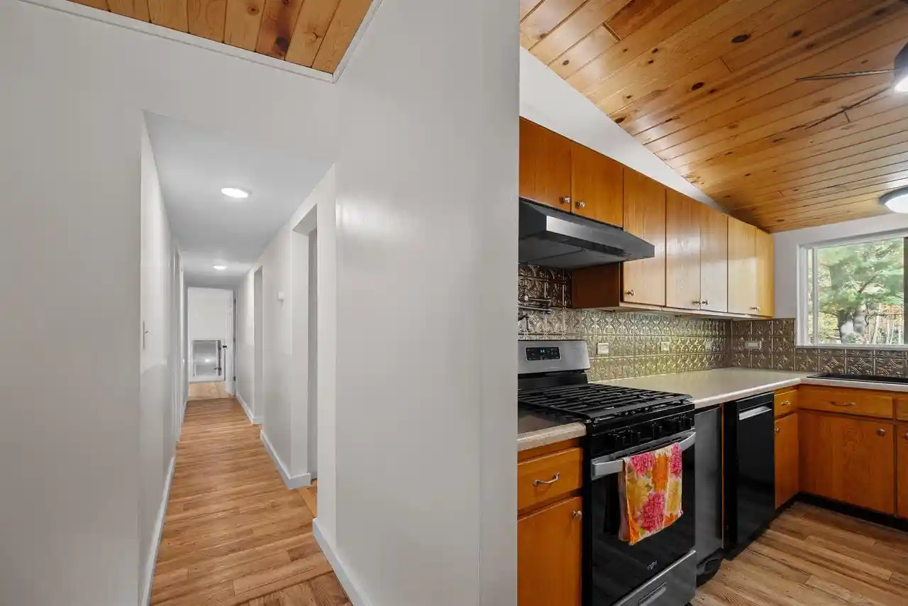 Photo 4 of Single family home for sale at 1589 N Reserve Dr, Stevens Point, WI 54482 | MLS# 22605068 | Listing updated on 2026-10-09