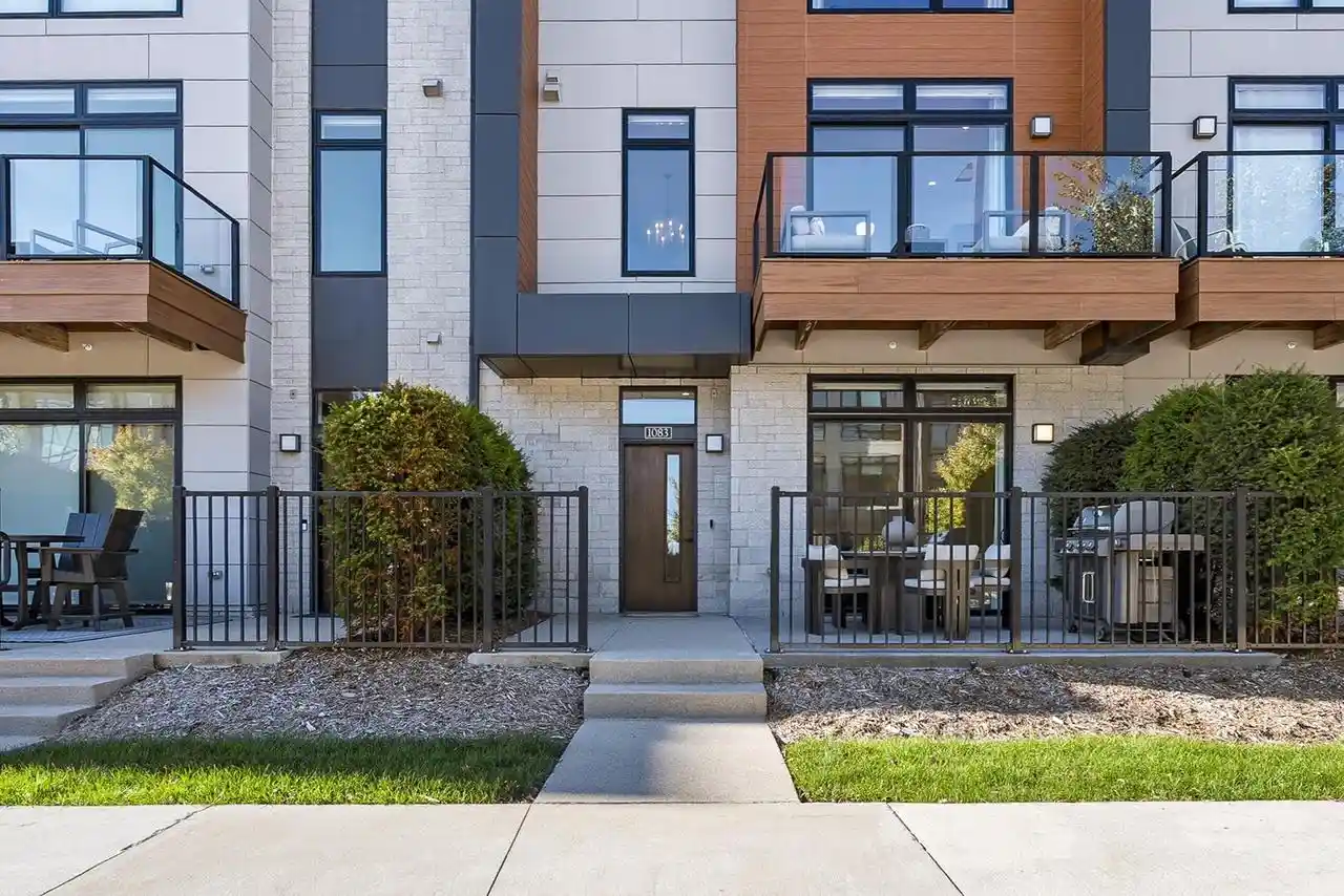 Photo 1 of Condo for sale at 1083 Brookwood Dr, Green Bay, WI 54304 | MLS# 50334068 | Listing updated on 2026-10-09