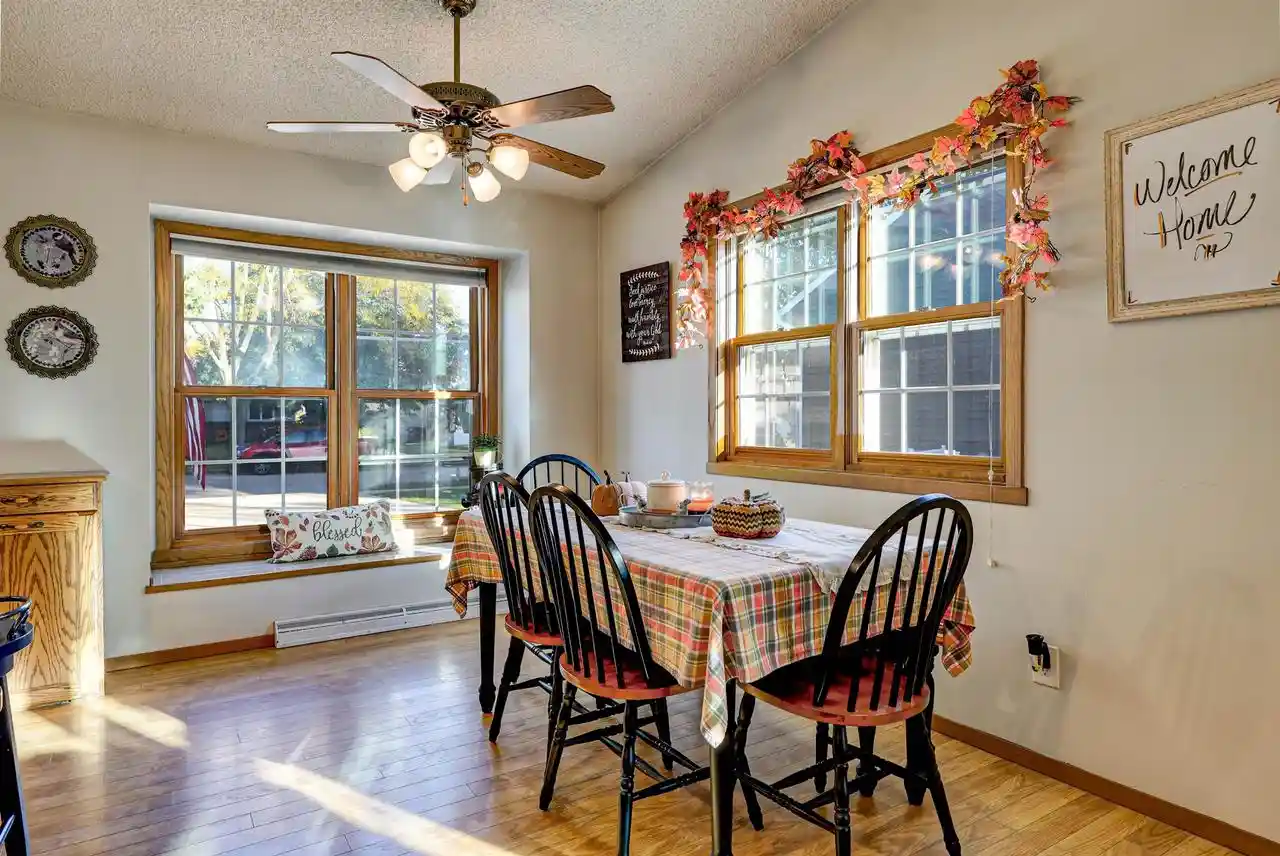 Photo 4 of Single family home for sale at 925 S Covenant Ln, Appleton, WI 54915 | MLS# 50334067 | Listing updated on 2026-10-09
