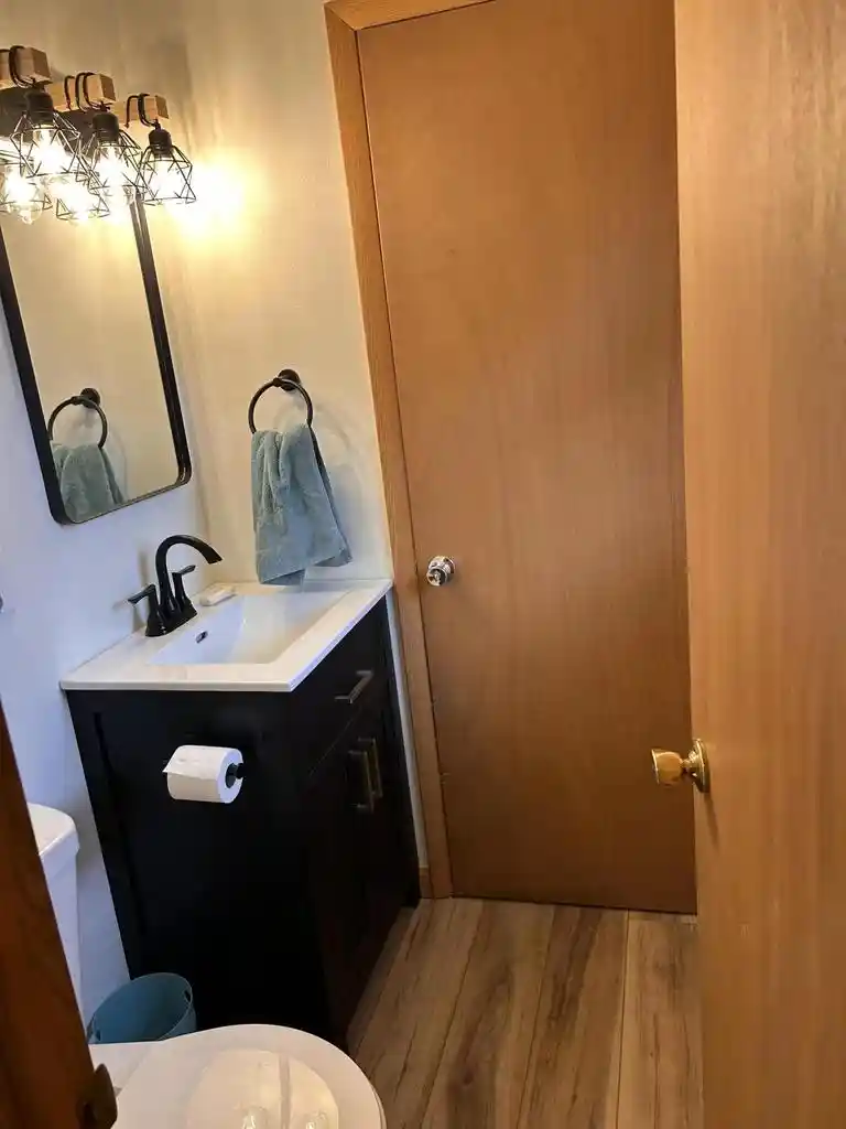 Photo 4 of Single family home for sale at 811 Meadowbrook Dr, West Bend, WI 53090 | MLS# 1984207 | Listing updated on 2026-10-09
