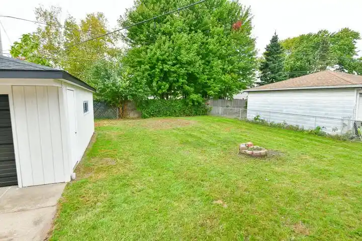 Photo 4 of Single family home for sale at 8430 14th Avenue, Kenosha, WI 53143 | MLS# 1984211 | Listing updated on 2026-10-09