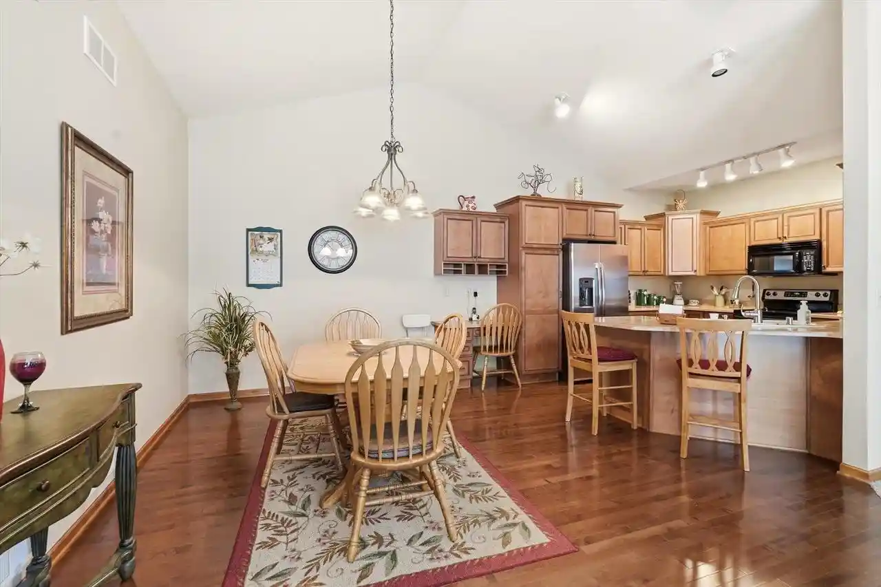 Photo 4 of Condo for sale at N7789 Maple Ridge Rd, Oconomowoc, WI 53066 | MLS# 1984218 | Listing updated on 2026-10-09