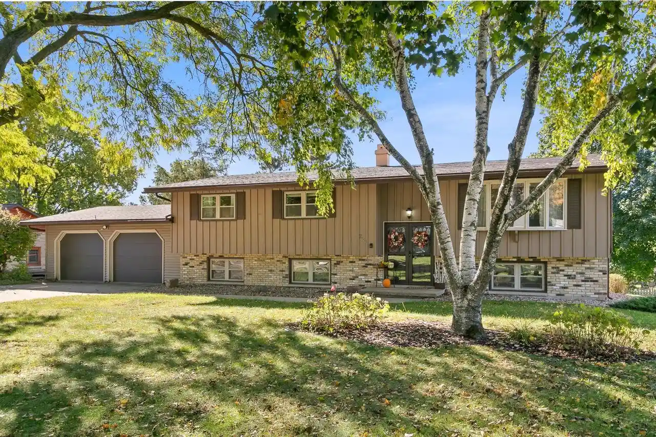 Photo 1 of Single family home for sale at 221 14th Avenue, Baraboo, WI 53913 | MLS# 2034398 | Listing updated on 2026-10-21