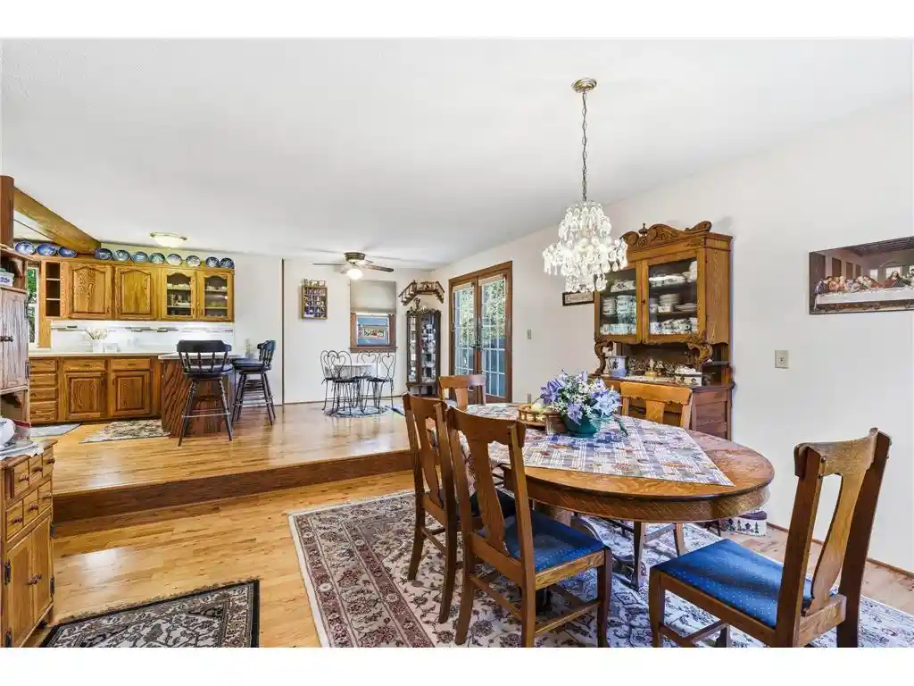 Photo 4 of Single family home for sale at 533 E Maple St, River Falls, WI 54022 | MLS# 7158031 | Listing updated on 2026-10-10