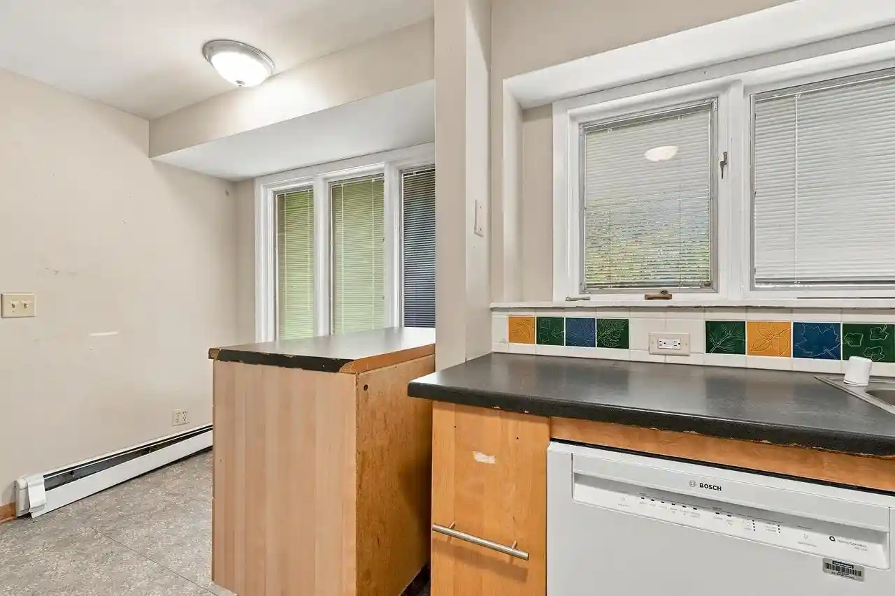 Photo 4 of Single family home for sale at 610 Downing Dr, Waukesha, WI 53186 | MLS# 1984233 | Listing updated on 2026-10-09