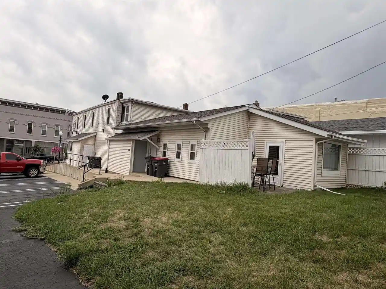 Photo 4 of Single family home for sale at 102 E Main St, Evansville, WI 53536 | MLS# 2034400 | Listing updated on 2026-10-09