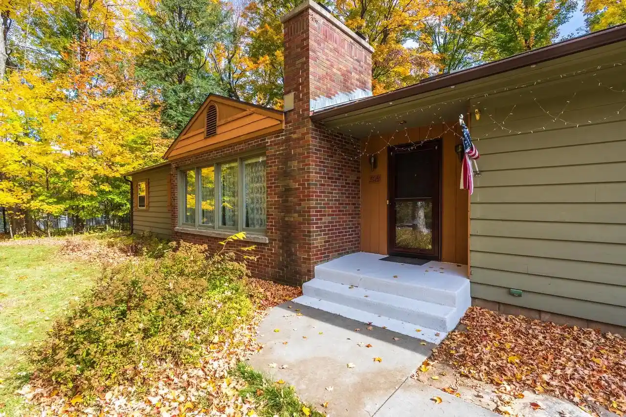 Photo 2 of Single family home for sale at 3215 N 10th Street, Wausau, WI 54403 | MLS# 22605074 | Listing updated on 2026-10-09