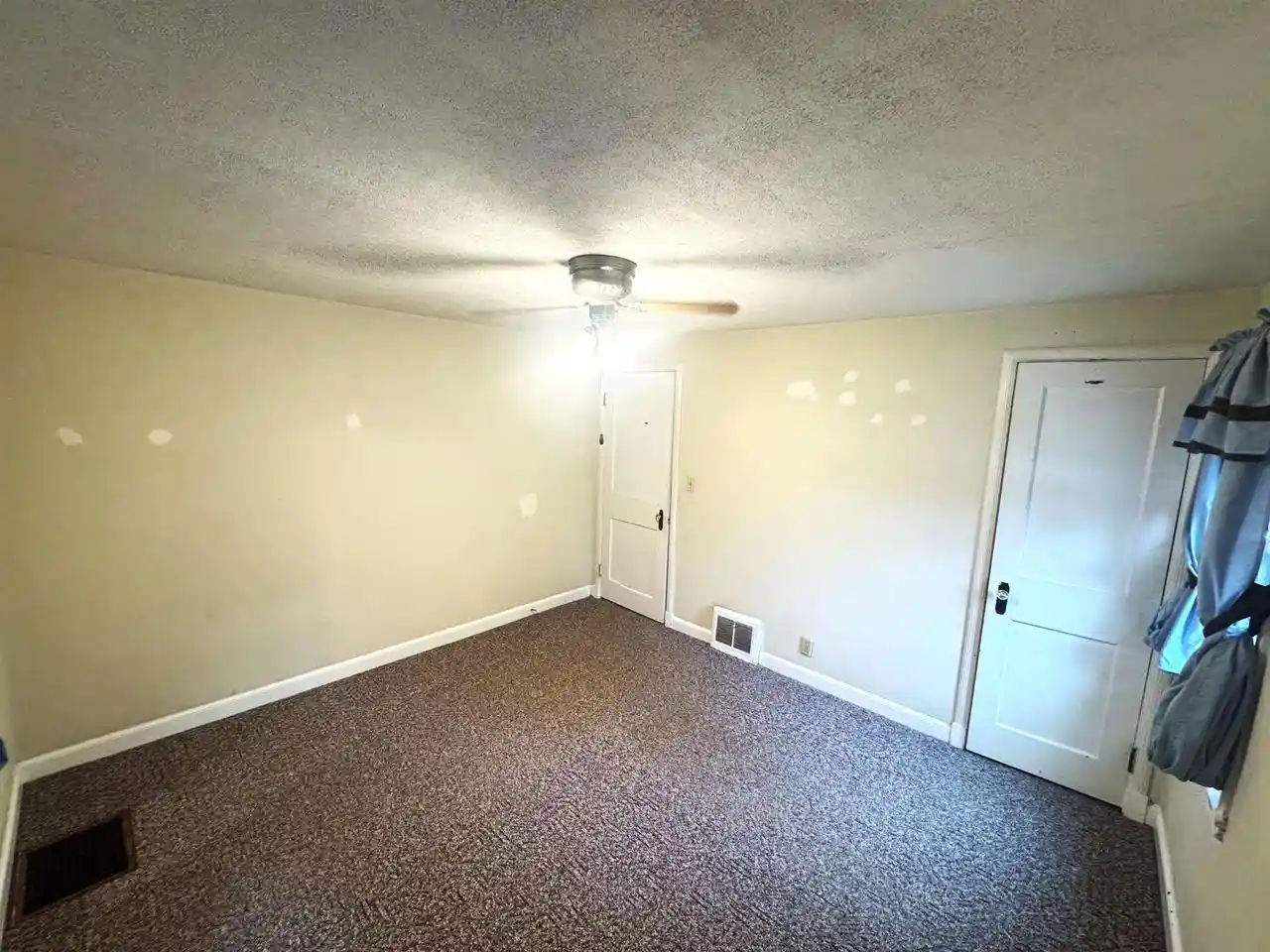 Photo 3 of Single family home for sale at 142 Pine St, Brillion, WI 54110 | MLS# 50334098 | Listing updated on 2026-10-21