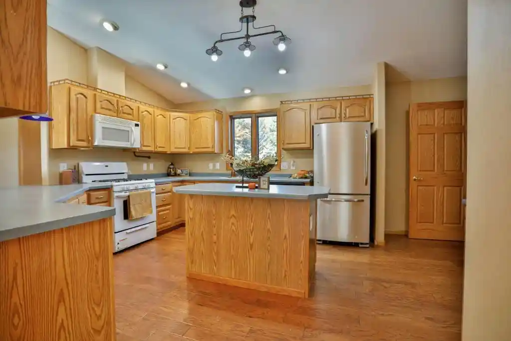 Photo 3 of Single family home for sale at 1527 Pine Notch Rd, Tomahawk, WI 54487 | MLS# 22605075 | Listing updated on 2026-10-09