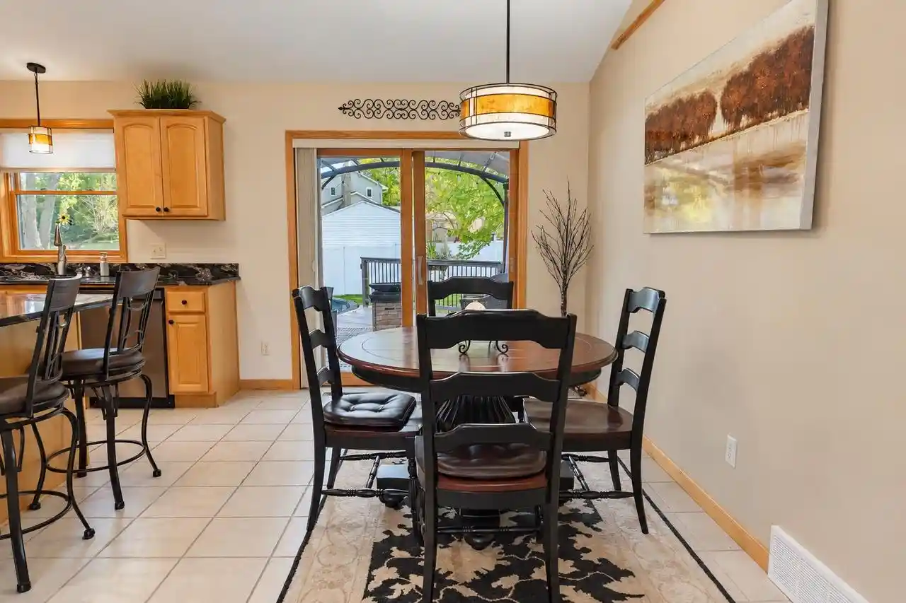 Photo 3 of Single family home for sale at W6653 Emerald Ln, Greenville, WI 54942 | MLS# 50334099 | Listing updated on 2026-10-09