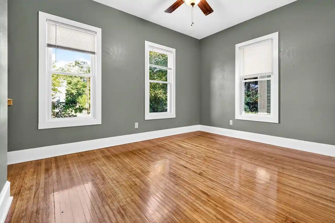 Photo 4 of Single family home for sale at 709 W New York Ave, Oshkosh, WI 54901 | MLS# 50334097 | Listing updated on 2026-10-09