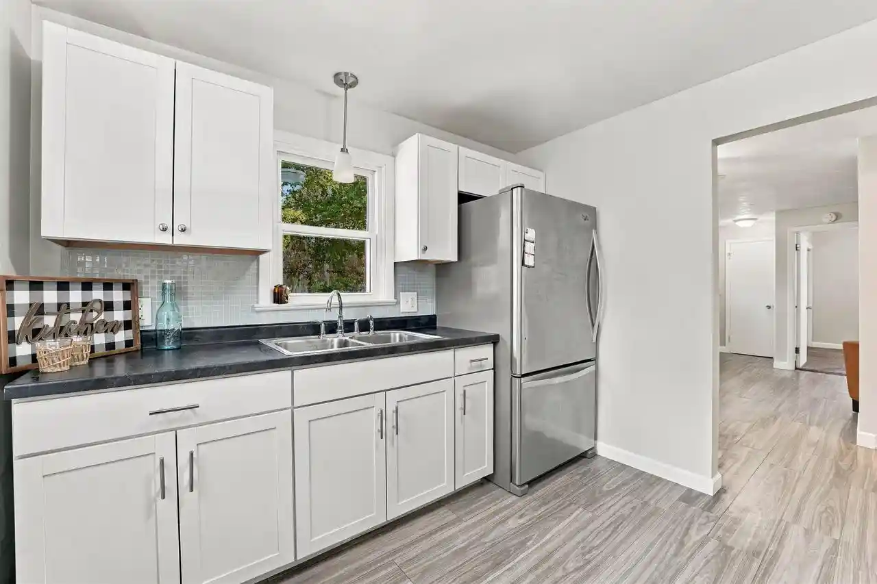 Photo 2 of Single family home for sale at 1005 W 4th Street, Appleton, WI 54914 | MLS# 50334109 | Listing updated on 2026-10-09