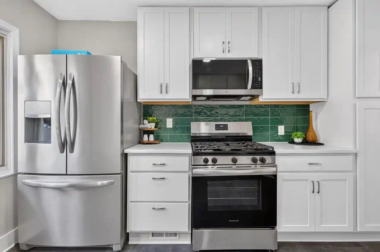 Photo 4 of Single family home for sale at 1500 E Kensington Blvd, Milwaukee, WI 53211 | MLS# 1984271 | Listing updated on 2026-10-09