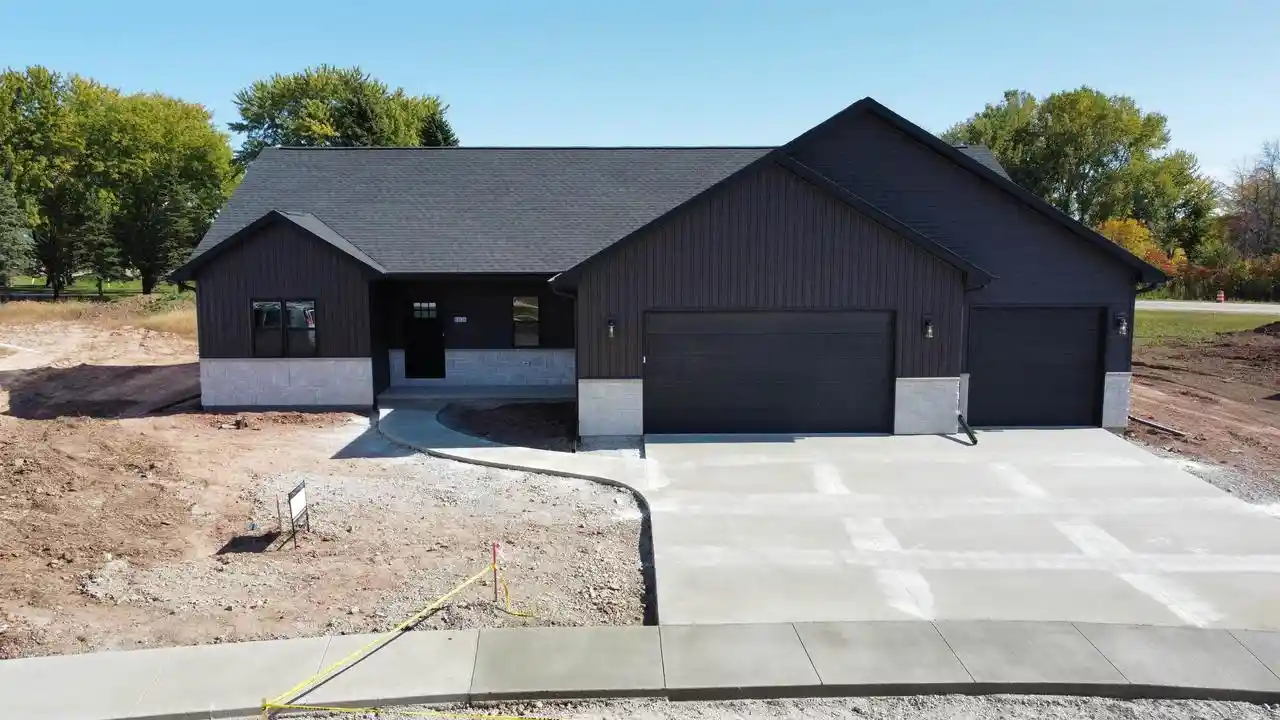 Photo 1 of Single family home for sale at N8838 Galway Ln, Menasha, WI 54952 | MLS# 50334117 | Listing updated on 2026-10-09