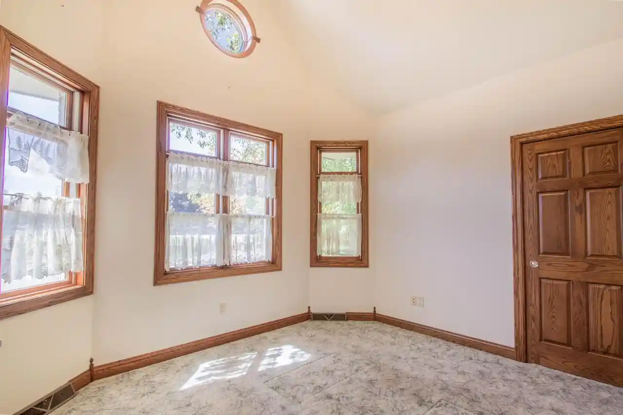 Photo 4 of Single family home for sale at N438 Beverly Dr, Watertown, WI 53098 | MLS# 1984277 | Listing updated on 2026-10-10