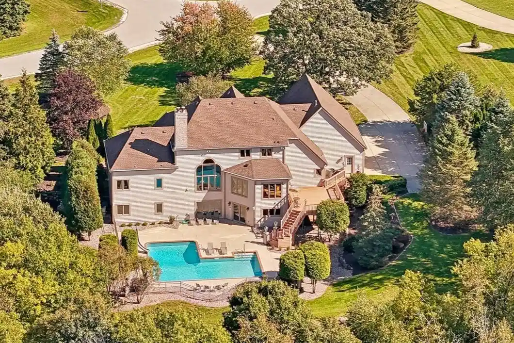 Photo 1 of Mansion for sale at W295s5349 Holiday Oak Dr, Waukesha, WI 53189 | MLS# 1984278 | Listing updated on 2026-10-09