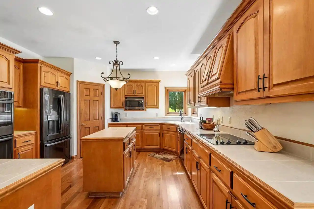 Photo 3 of Single family home for sale at W295s5349 Holiday Oak Dr, Waukesha, WI 53189 | MLS# 1984278 | Listing updated on 2026-10-09
