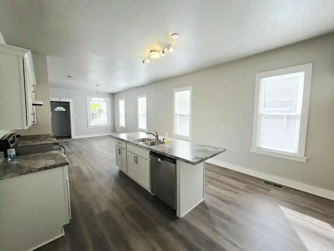 Photo 32 of Single family home for sale at 2829 N 17th Street, Milwaukee, WI 53206 | MLS# 1984304 | Listing updated on 2026-10-09