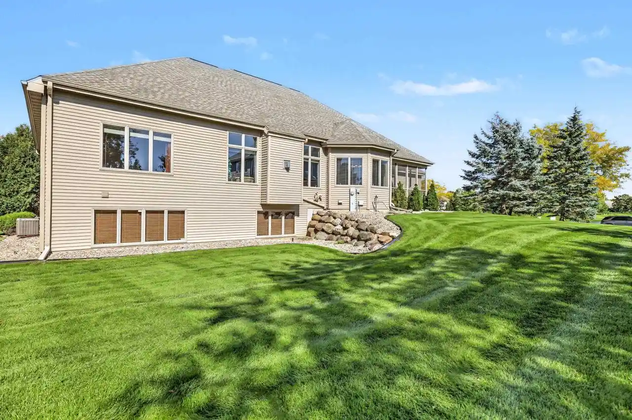 Photo 2 of Single family home for sale at 902 Winding Way, Middleton, WI 53562 | MLS# 2034425 | Listing updated on 2026-10-09