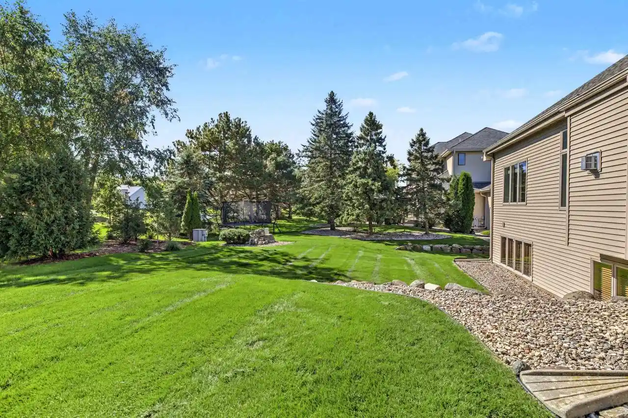 Photo 3 of Single family home for sale at 902 Winding Way, Middleton, WI 53562 | MLS# 2034425 | Listing updated on 2026-10-09