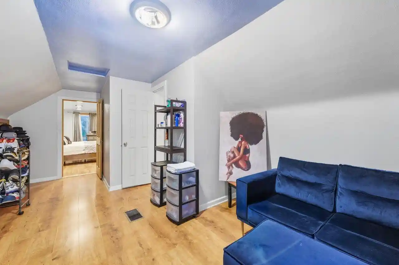 Photo 3 of Single family home for sale at 5076 N 47th Street, Milwaukee, WI 53218 | MLS# 1984310 | Listing updated on 2026-10-09