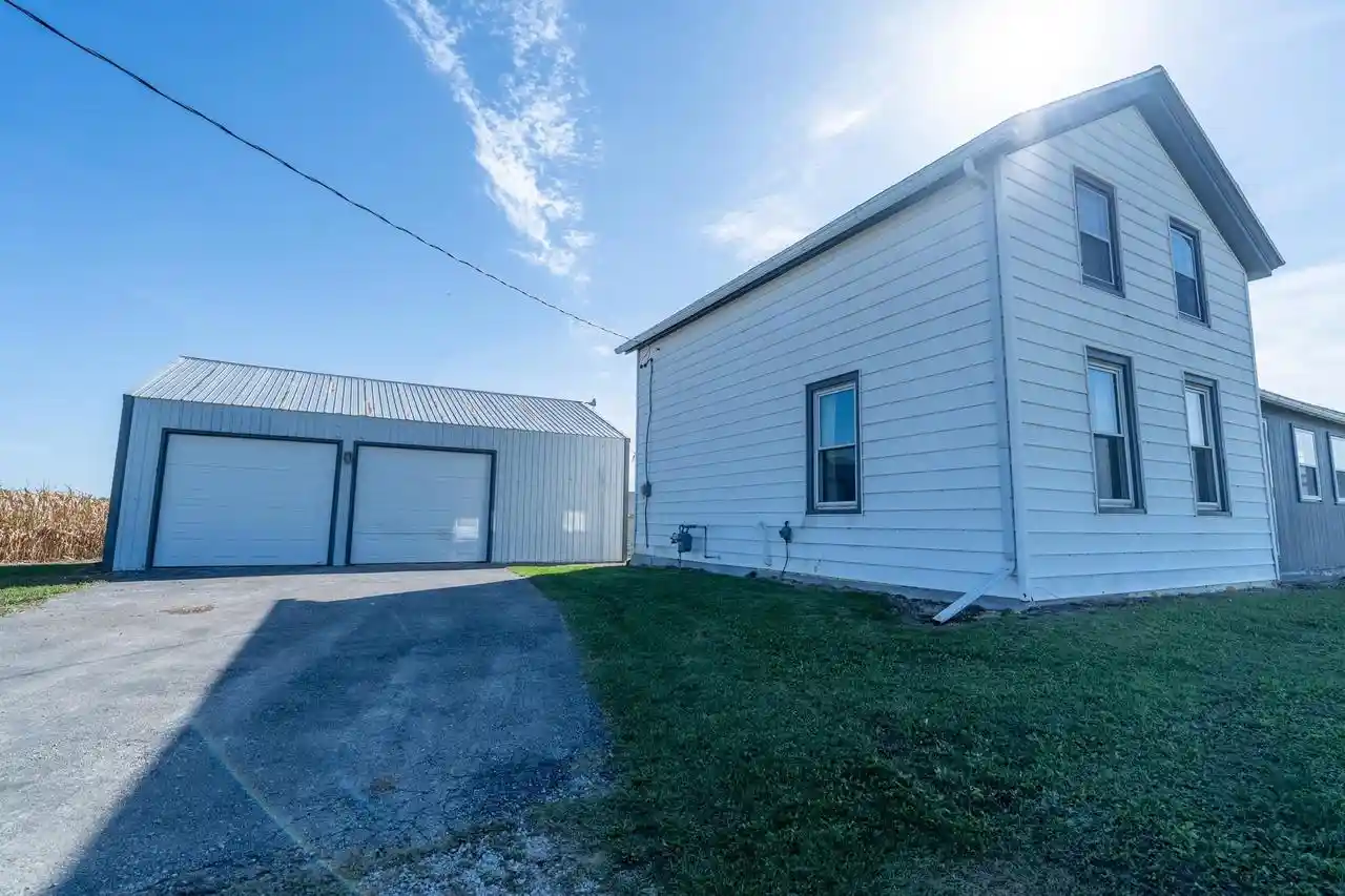 Photo 2 of Single family home for sale at N3089 E Rock River Rd, Waupun, WI 53963 | MLS# 2034427 | Listing updated on 2026-10-09