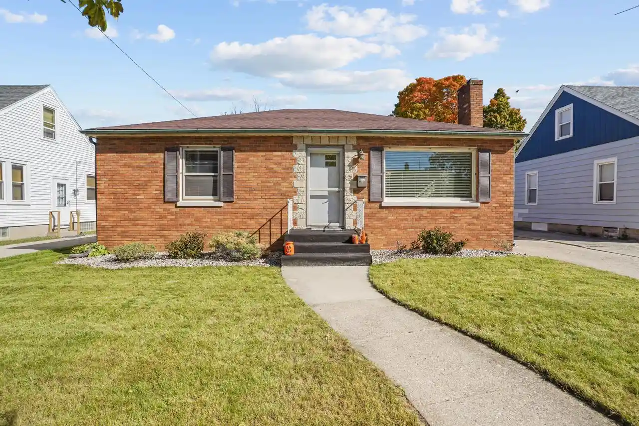 Single family home for sale at 7827 23rd Avenue, Kenosha, WI 53143 | MLS# 1984316