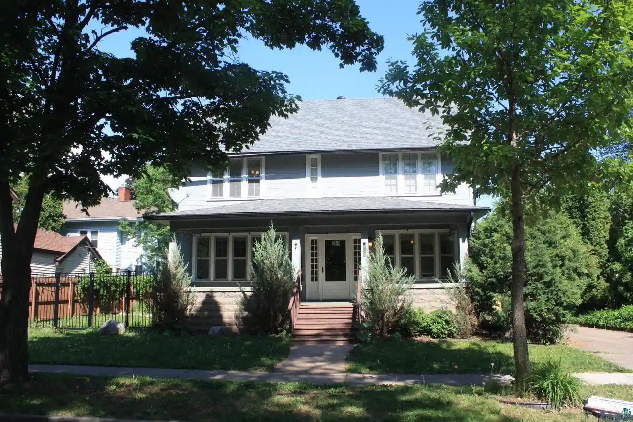 Photo 1 of Single family home for sale at 415 3rd Avenue, Eau Claire, WI 54703 | MLS# 6128424 | Listing updated on 2026-10-10