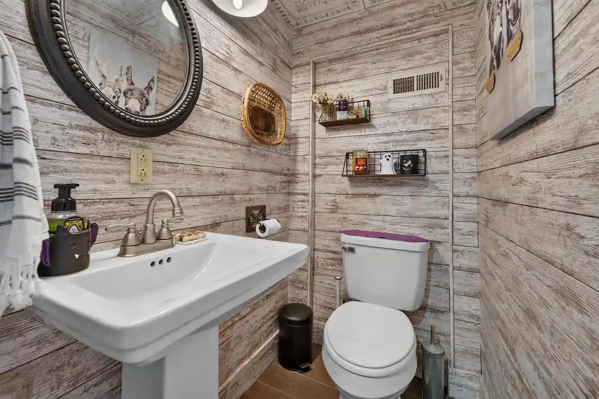 Photo 2 of Single family home for sale at 3525 Sheridan Rd, Mount Pleasant, WI 53403 | MLS# 1984348 | Listing updated on 2026-10-10