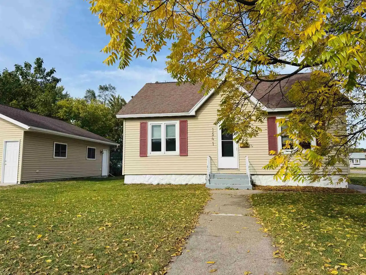 Photo 1 of Single family home for sale at 1541 Apricot St, Wisconsin Rapids, WI 54494 | MLS# 2034440 | Listing updated on 2026-10-10